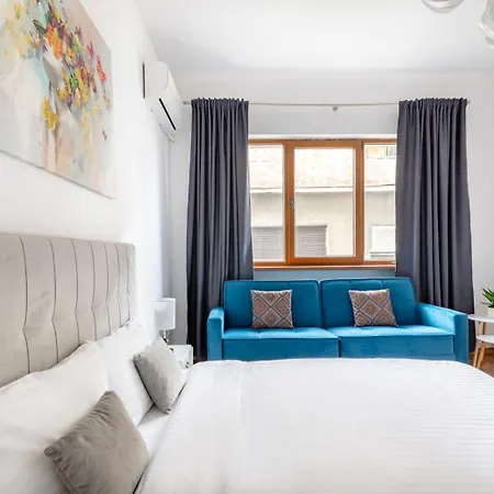 Downtown Victoria By Citybookings * 布加勒斯特