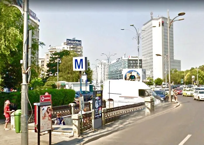 Downtown Victoria By Citybookings * Bucarest
