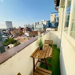 Downtown Victoria By Citybookings Apartment