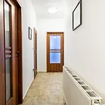 Downtown Victoria By Citybookings Apartment *