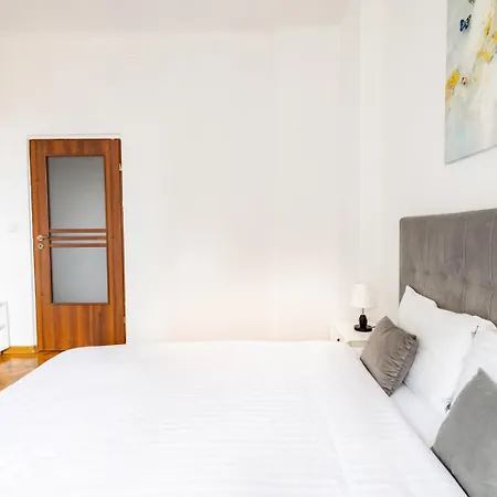 Apartament Downtown Victoria By Citybookings