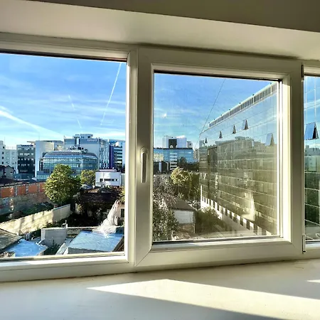 Downtown Victoria By Citybookings Apartament