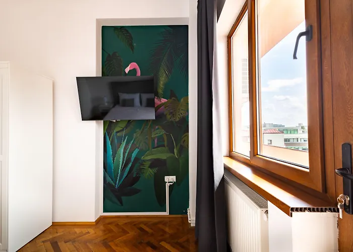 Downtown Victoria By Citybookings Apartamento Bucareste